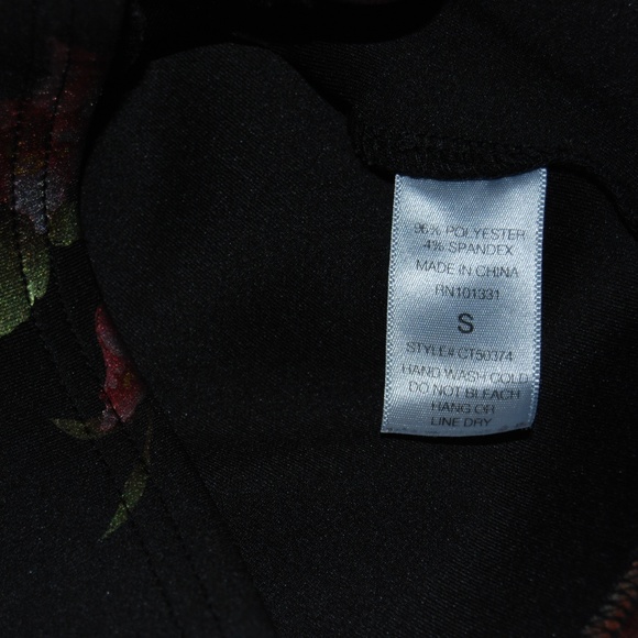 Charlotte Russe – Floral Cold Shoulder Crop Top - Picture 10 of 11